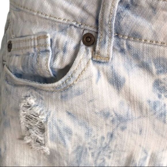 Mudd Distressed Ripped Shortie Jean Shorts Blue 7 - Picture 9 of 14